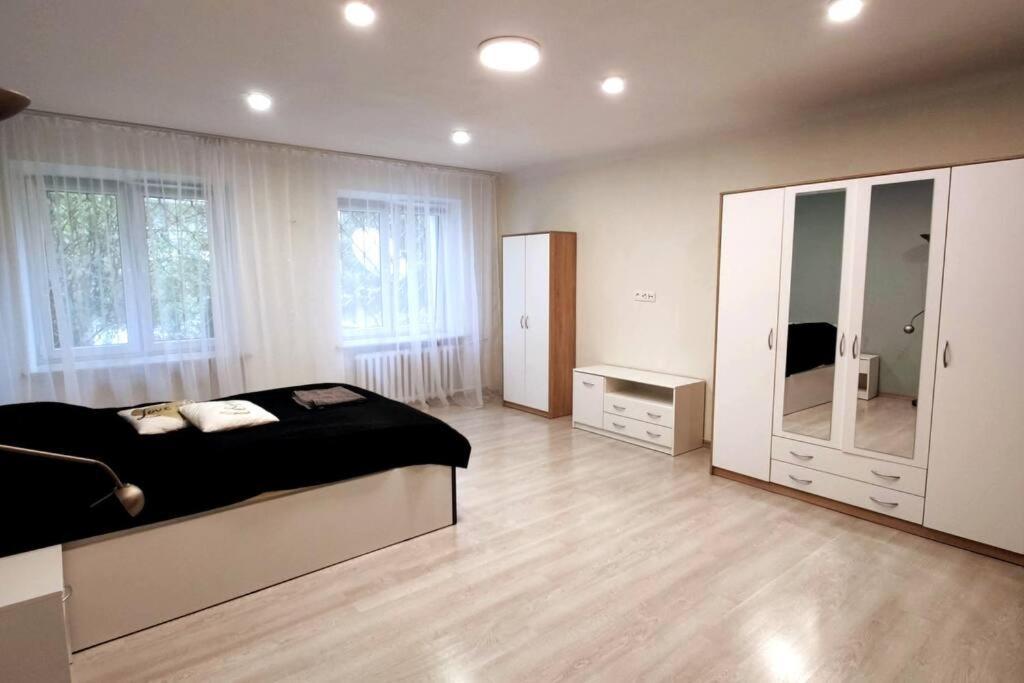 Two Room Apartment In A Prestigious Location Varsavia Esterno foto